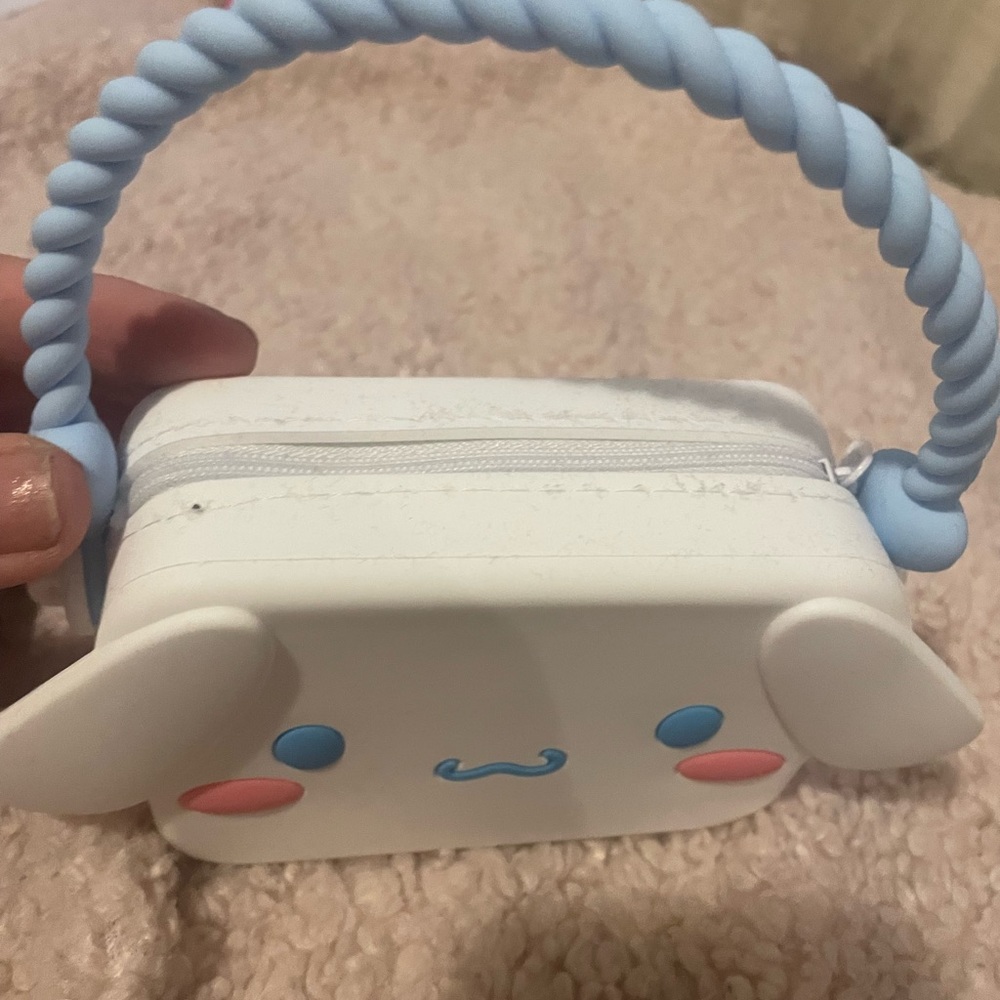 Cinnamonroll Sanrio White and Light Blue Coin Purse
